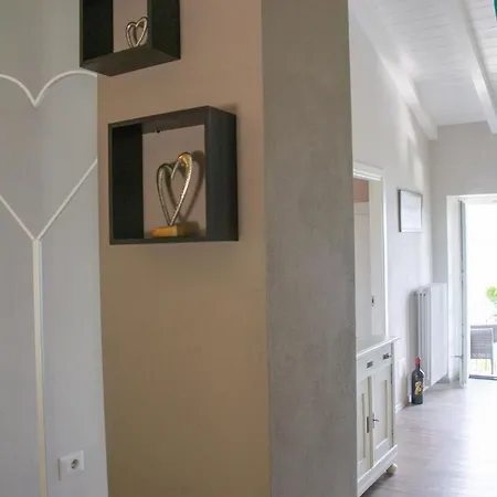 Апартаменты Casa Isola Superiore - Welchome *